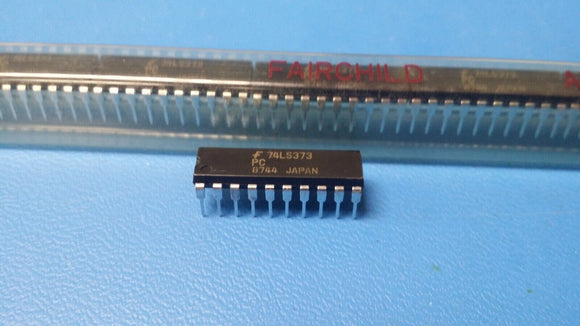 (19 PCS) 74LS373PC FSC D Latch, 8-Func, Negative Edge Triggered, 8-Bit, PDIP20