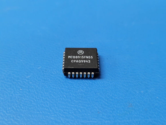 (1 PC) MC88915TFN55 MOT IC DRIVER CLK PLL 55MHZ 28-PLCC