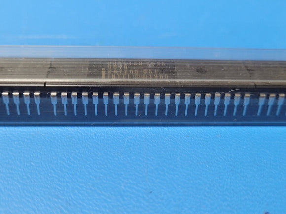 (1 PC) P8051AH/0625 Microcontroller 8-Bit MROM 8051 CPU 12MHz NMOS PDIP40