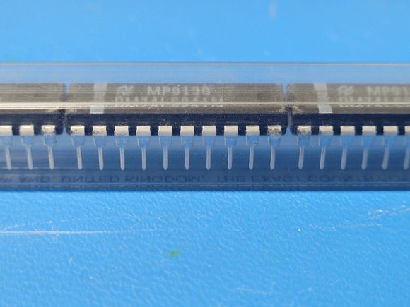 (10 PCS) DM74LS241N NSC IC BUF NON-INVERT 5.25V 20DIP