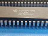 (1PC) MC68008P8 Microprocessor, 32 Bit, 48 Pin, Plastic, DIP