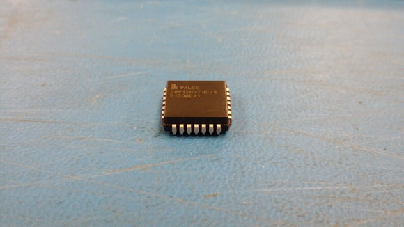 (10PC) PALCE26V12H-7JC/4 LATTICE EE PLD, 7.5ns, PAL-Type, CMOS, PLCC28