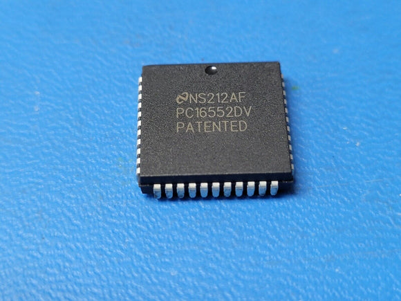 (1 PC) PC16552DV NSC UART IC 2, DUART Channel 16 Byte 44-PLCC