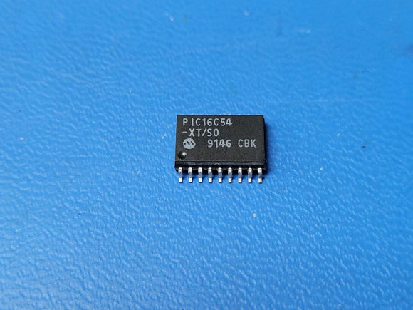 (1 PC) PIC16C54-XT/SO MICROCHIP IC MCU 8BIT 768B OTP 18SOIC