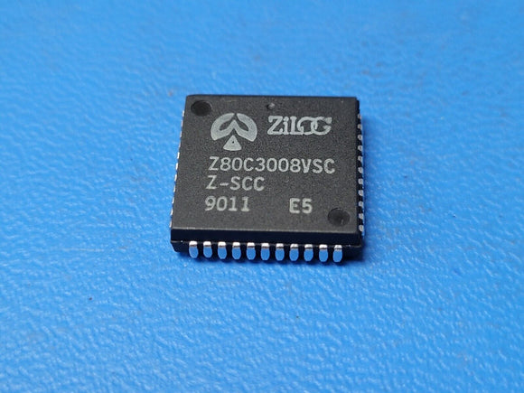 (1 PC) Z80C3008VSC ZILOG I/O Controller Interface IC 8MHz CMOS Z8000 SCC PLCC44