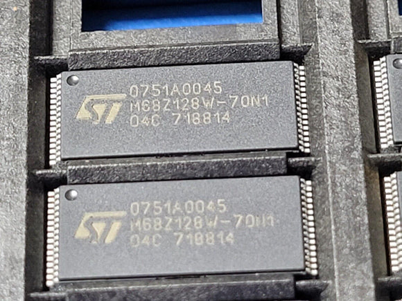(156 PCS) M68Z128W-70N1 STMICRO Standard SRAM, 128KX8, 70ns, CMOS, TSOP32