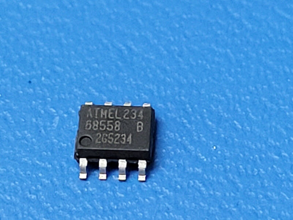 (25 PCS) AT68558B, 68558B ATMEL SOIC 8 PIN