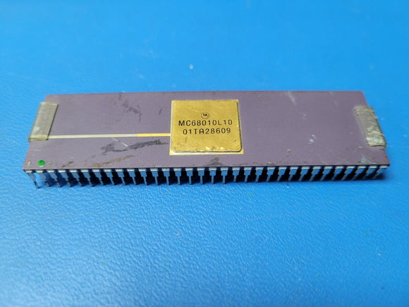 (1 PC) MC68010L10 MOT 2-Bit Vintage IC MPU SBCDIP64