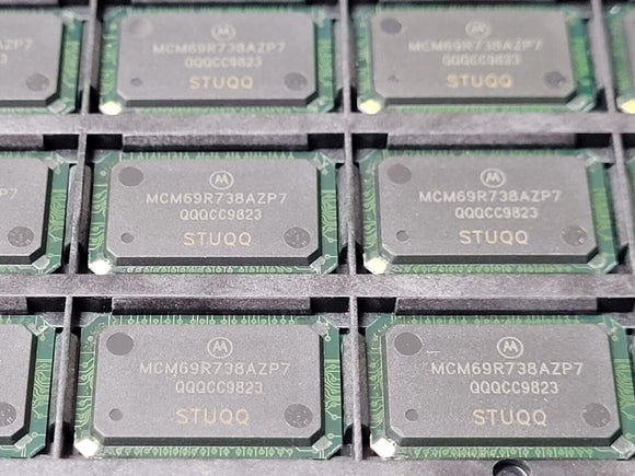 (1 PC) MCM69R738AZP7 Late-Write SRAM, 128KX36, 3.5ns, BICMOS, PBGA119